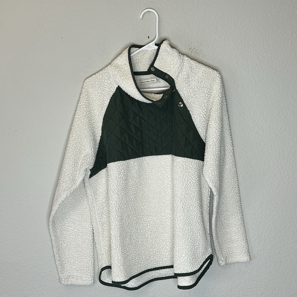 Abercrombie Fitch Asymmetrical Snap-Up Quilted Fleece Pullover Size XL Sweater